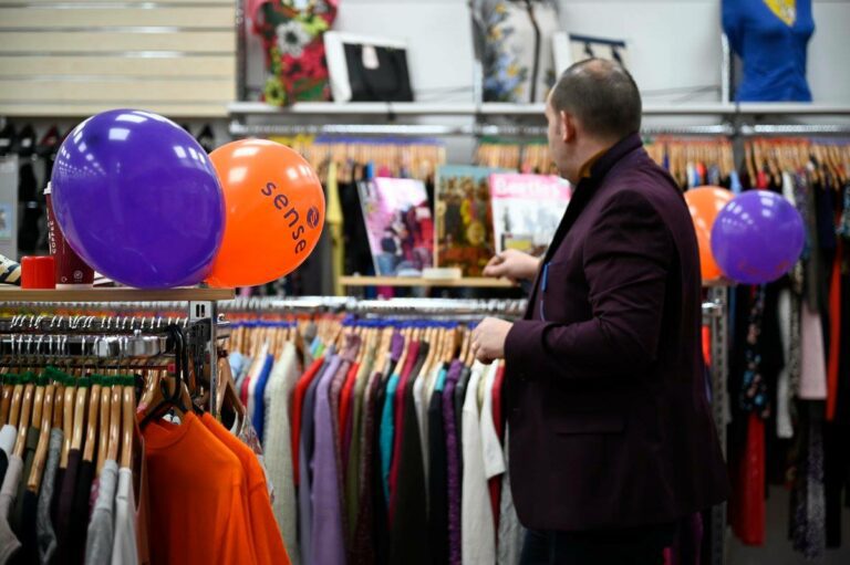 Sense retail assistant